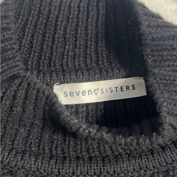 Black cable knit sweater with mock neck size small - Picture 2 of 2